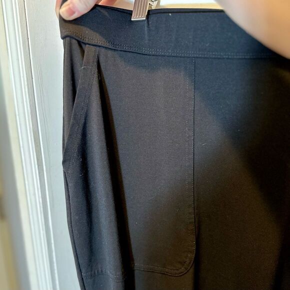 Lisa Rinna Collection Black Jogger Pants with Zippered Cuffs Sz XL/2X - Picture 3 of 5